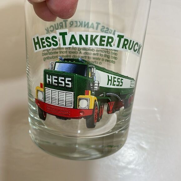 HESS 1996 CLASSIC TRUCK SERIES GLASSES SET OF 4 - Picture 6 of 11